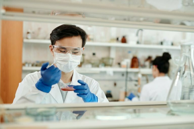 Business-Degree-to-Work-in-Healthcare